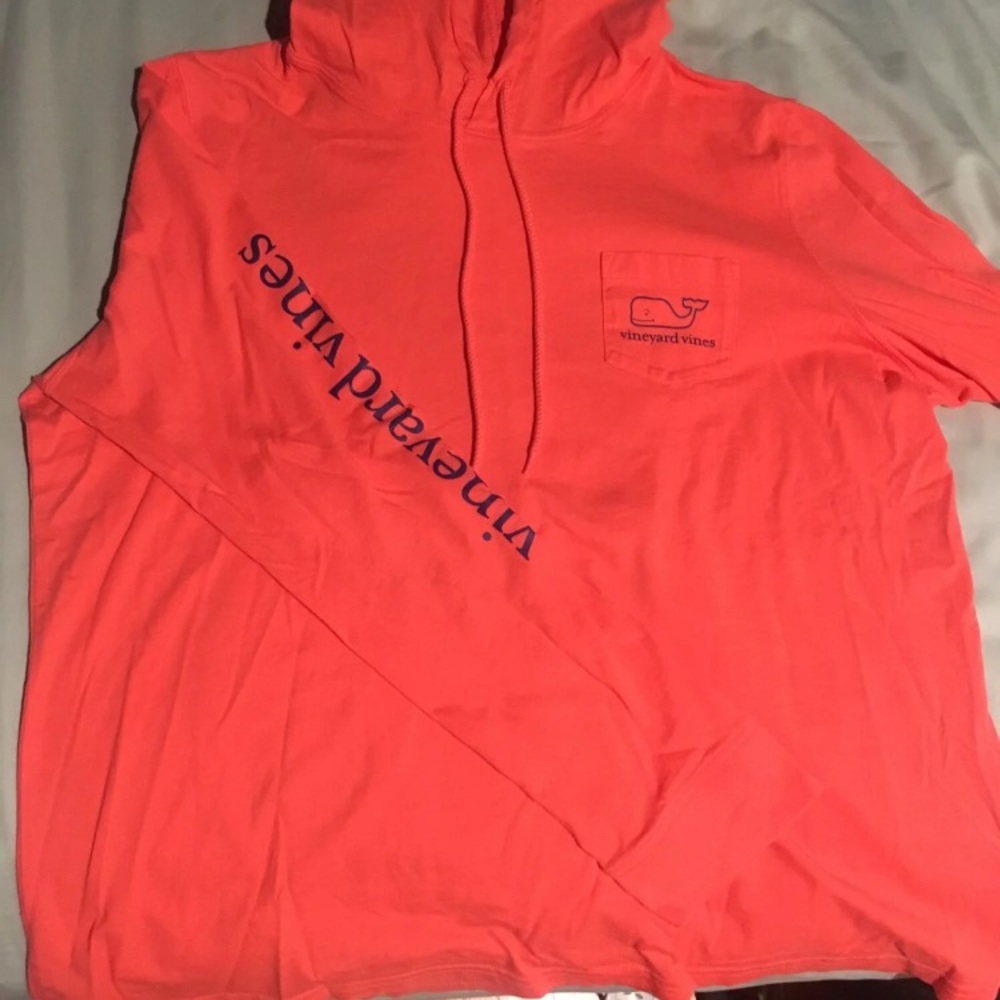 SOLD - Vineyard Vines Light Hoodie